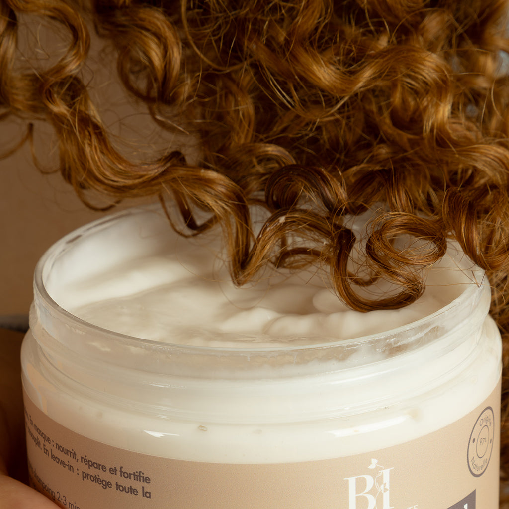 Soins pour cheveux ondulés, bouclés, crépus, frisés. Beauté Insolente Pot de Crème Pure Énergie 3 en 1 - Soin réparateur cheveux frisés et crépus, 250ml.