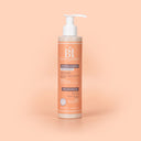 Définisseur de boucles 250ml Beauté Insolente, conçu pour sublimer et définir les cheveux texturés avec une finition naturelle.